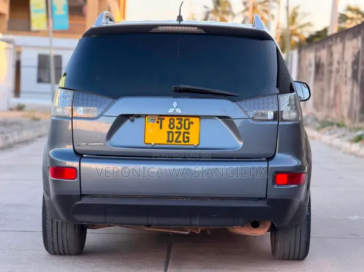 Mitsubishi Outlander 2006