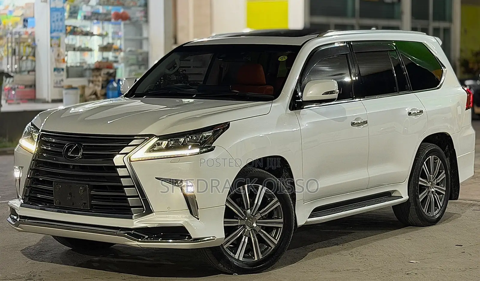 Lexus LX 2017 White