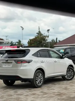 Toyota Harrier 2016 White