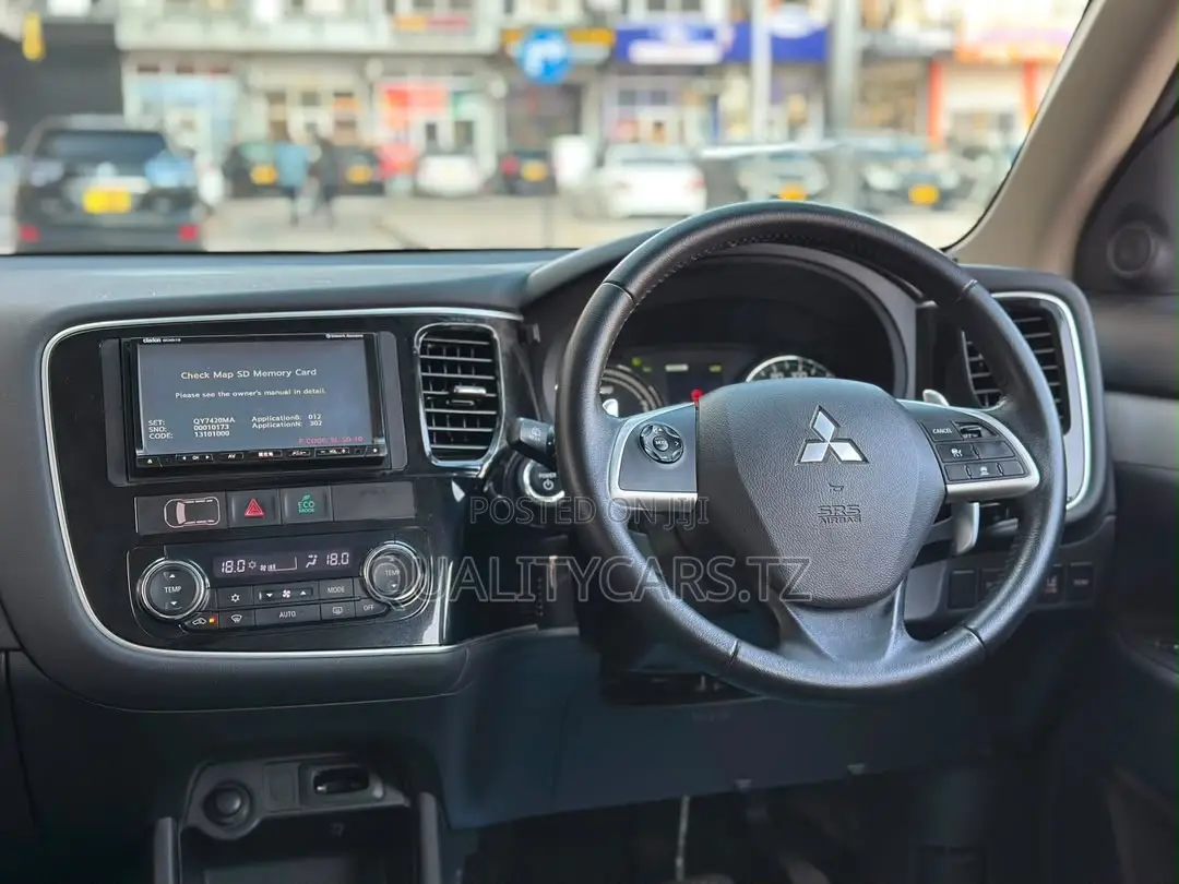 Mitsubishi Outlander 2013 Black