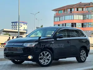 Mitsubishi Outlander 2013 Black