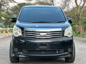 Toyota Noah 2011 Black