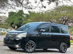 Toyota Noah 2011 Black