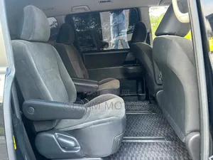 Toyota Noah 2011 Black