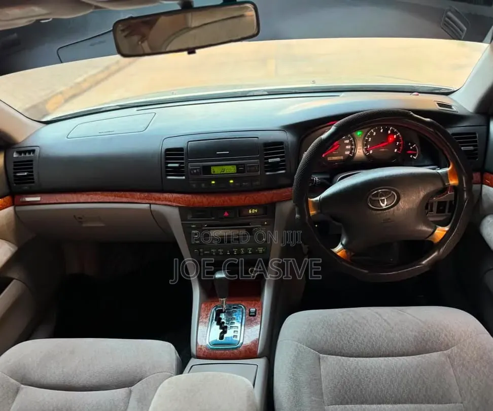 Toyota Mark II 2004 Silver