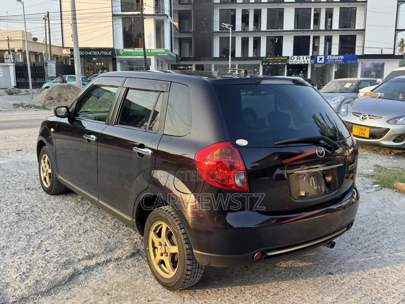 Mazda Verisa 2011 Brown