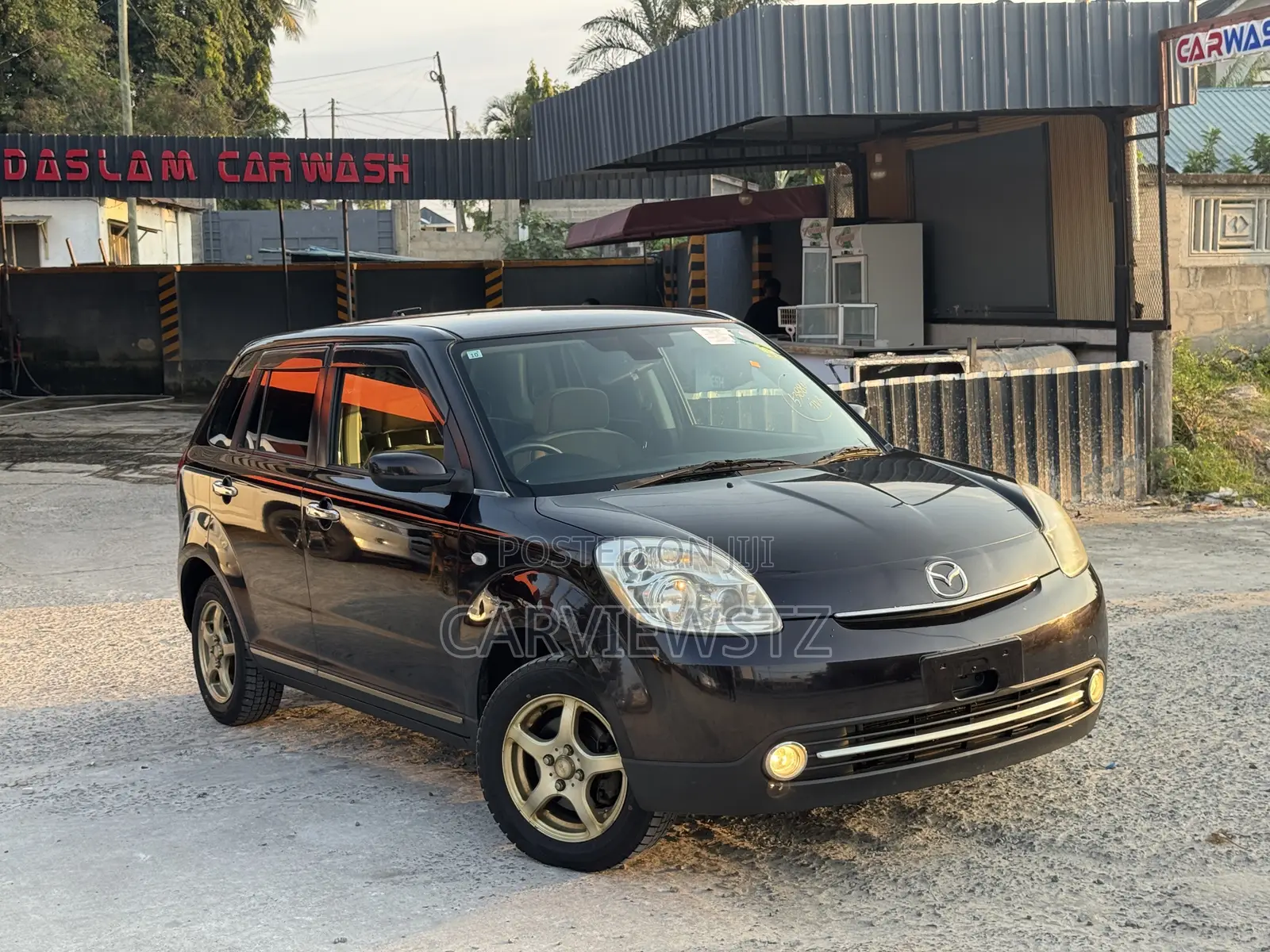 Mazda Verisa 2011 Brown