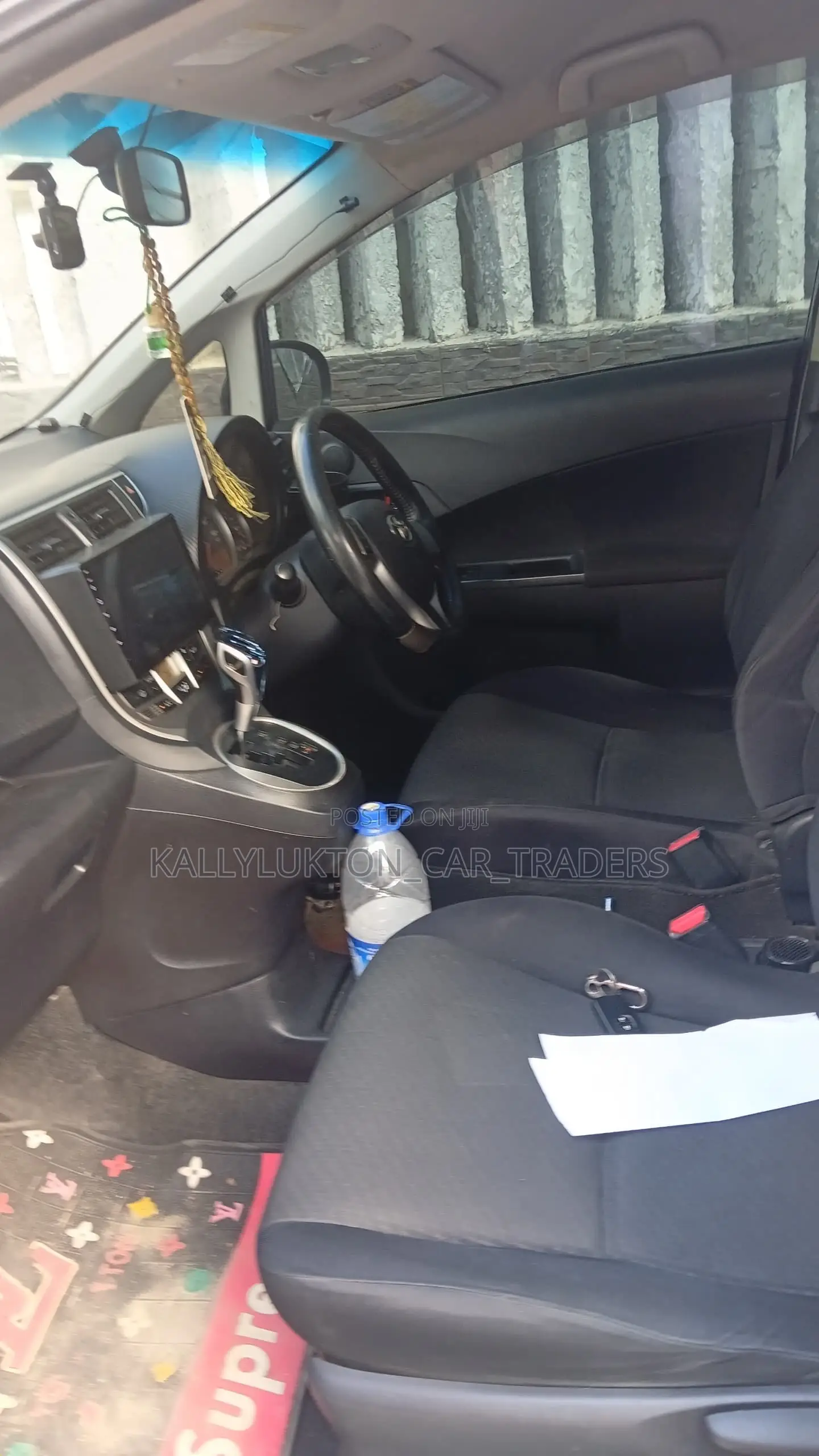 Toyota Ractis 2008 Blue