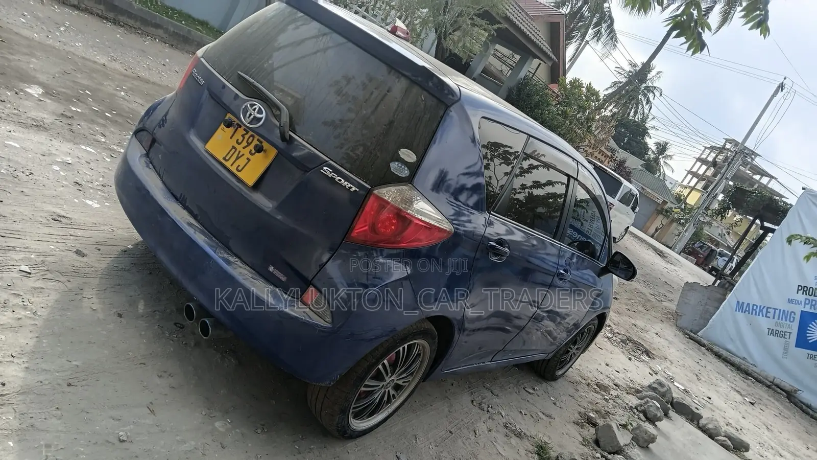 Toyota Ractis 2008 Blue