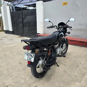 Bajaj Boxer 125 2022 Black