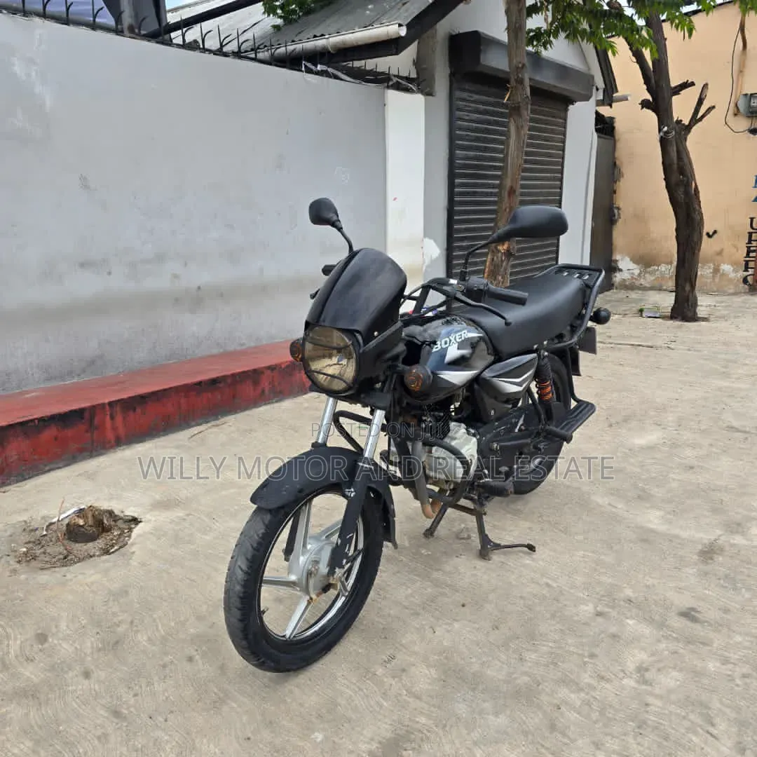 Bajaj Boxer 125 2022 Black