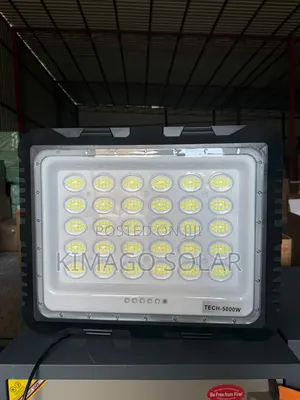 New Model Solar Floodlight 5000w Best Performance Panel Size 80w