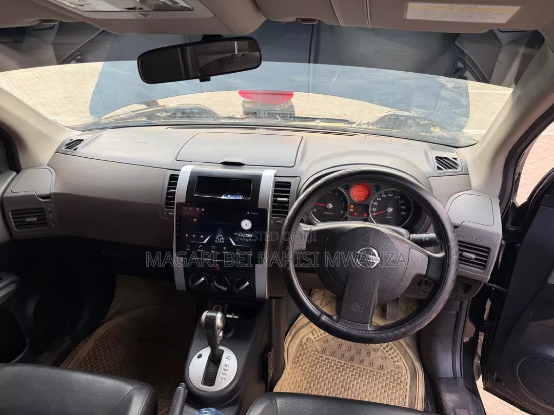 Nissan X-Trail 2010 Black