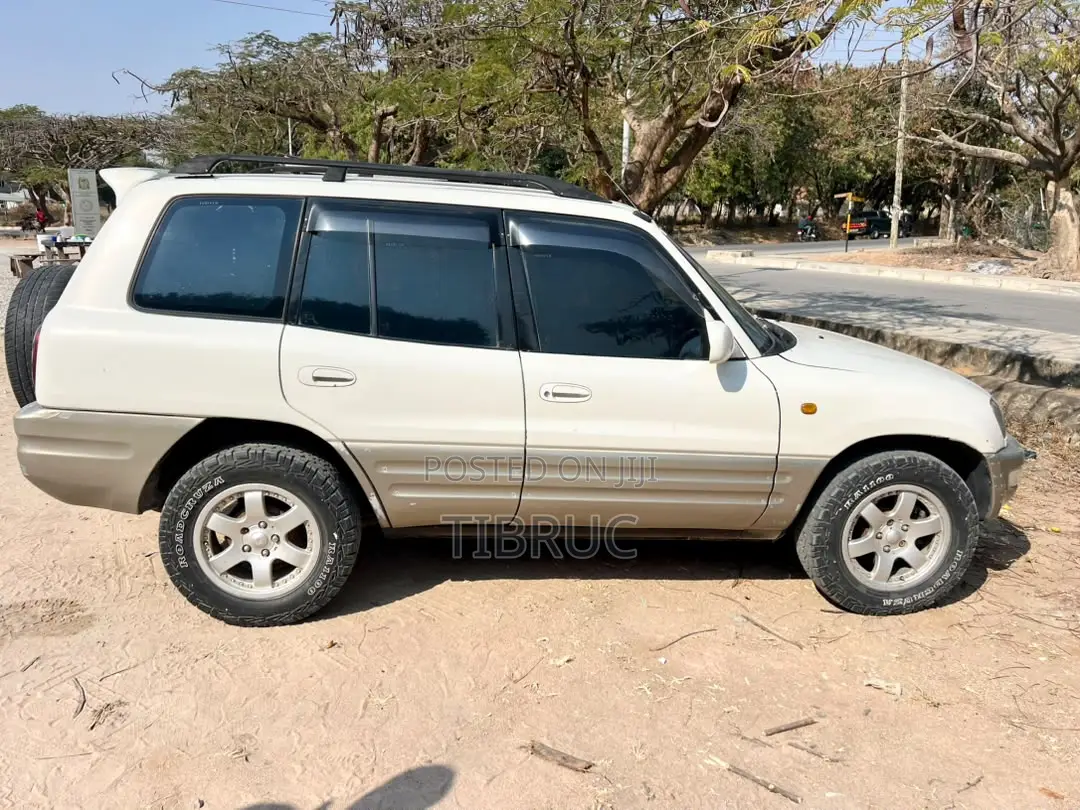 Toyota RAV4 1999 Pearl