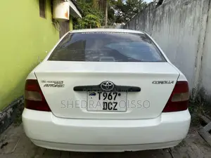 Toyota Corolla 2004 White