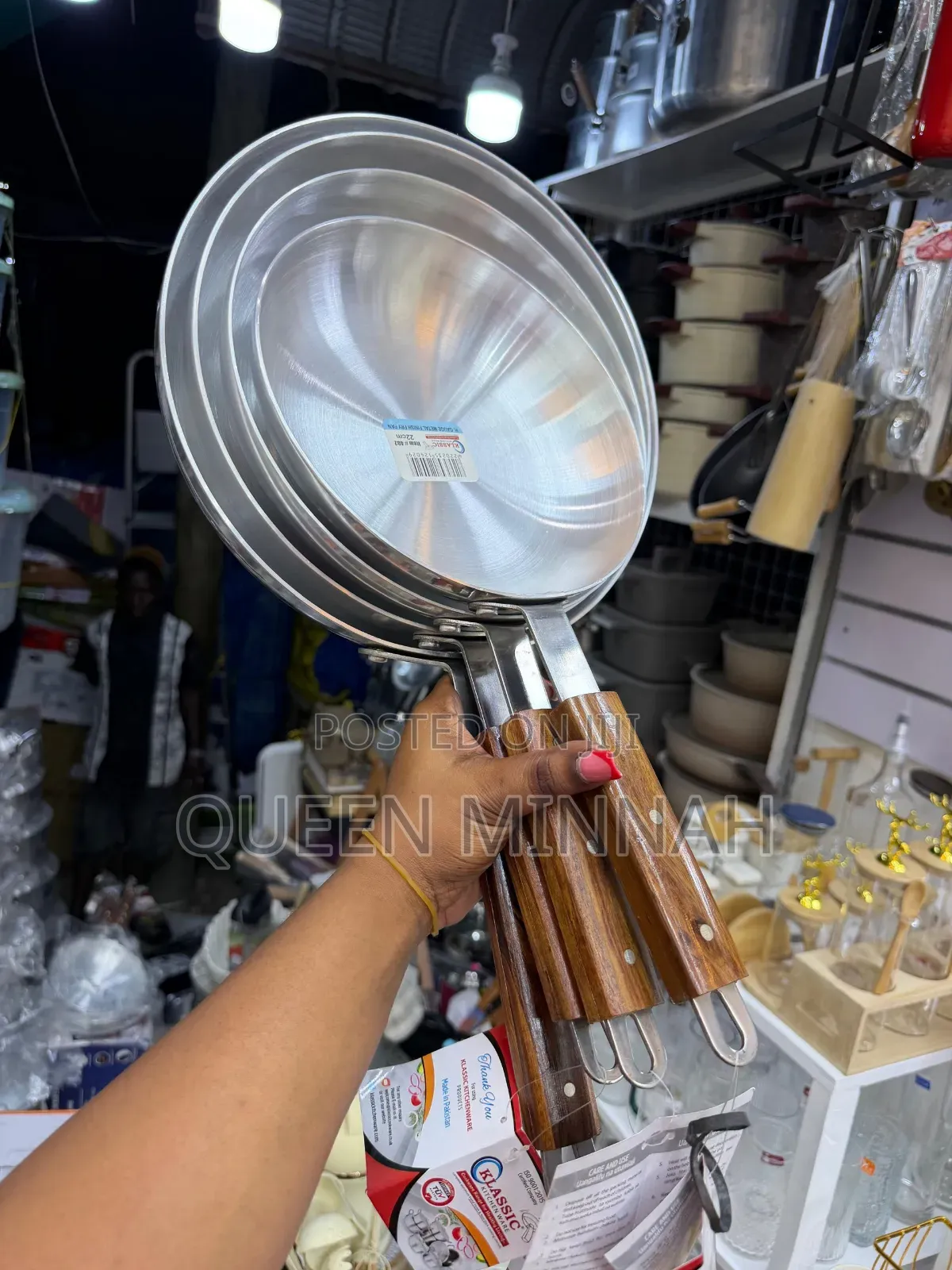 Heavy-Gauge Aluminum Frying Pan Set 24cm