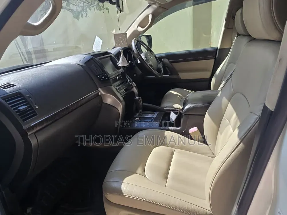 Toyota Land Cruiser 2008 Pearl