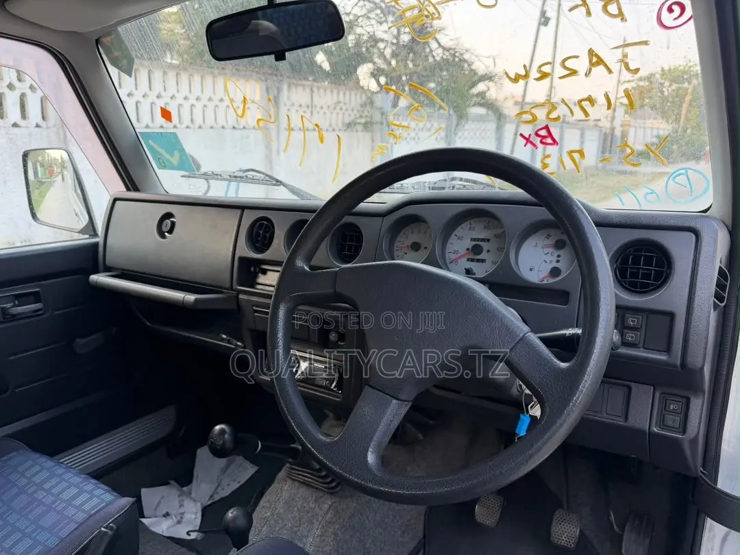 Suzuki Jimny 1996 Silver