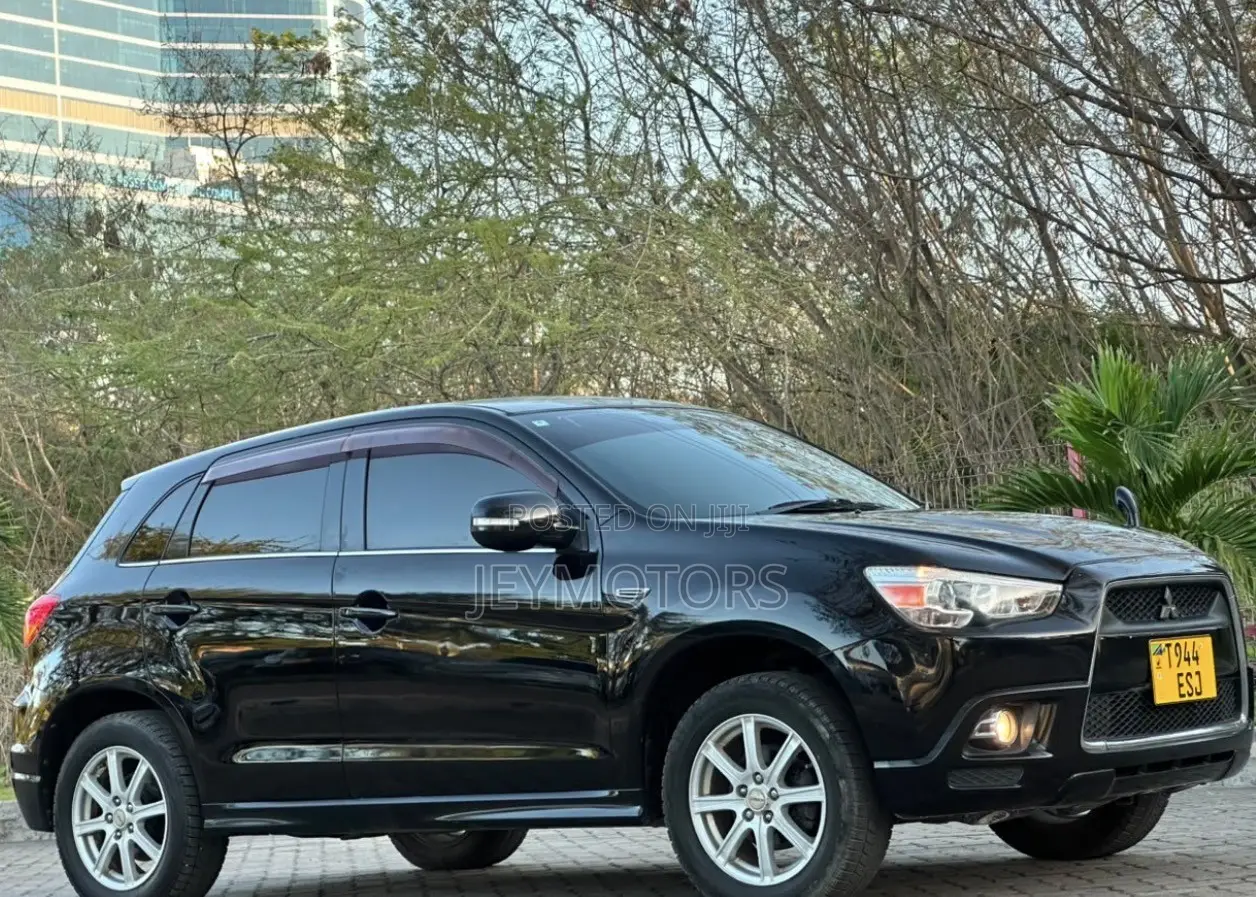 Mitsubishi RVR 2010 Black
