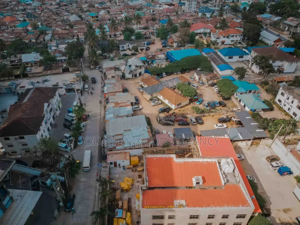 5bdrm Apartment in Mwananyamala for sale