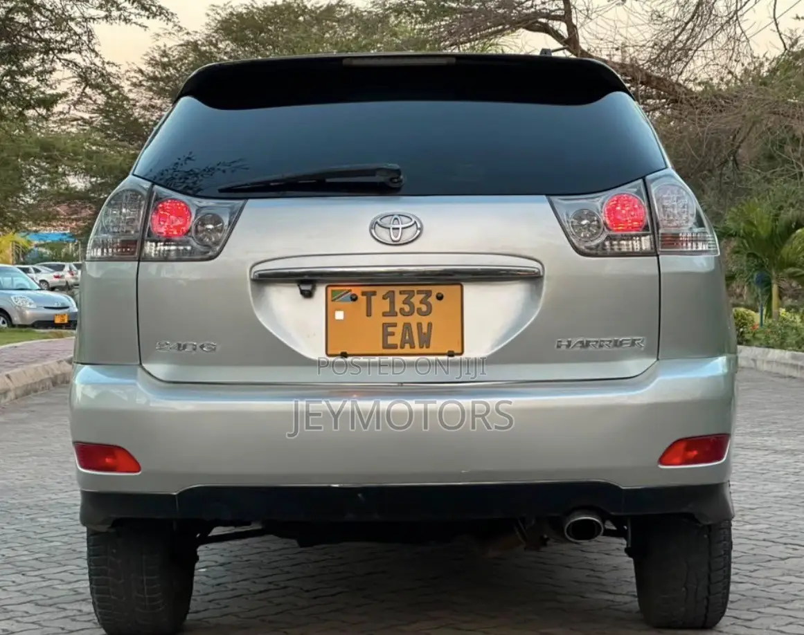 Toyota Harrier 2007 Silver