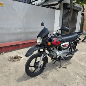 Bajaj Boxer 125 2022 Black
