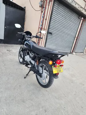 New Bajaj Boxer 125 2022 Black