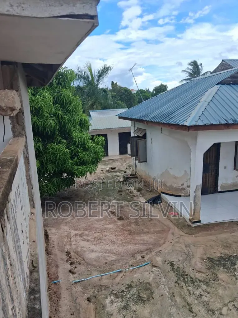 Furnished 3bdrm House in Robert_Masokotz, Mbezi for sale