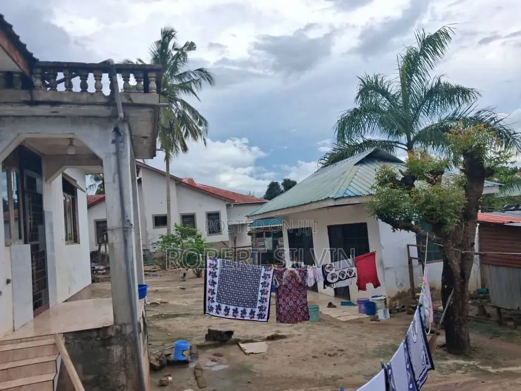 Furnished 3bdrm House in Robert_Masokotz, Mbezi for sale