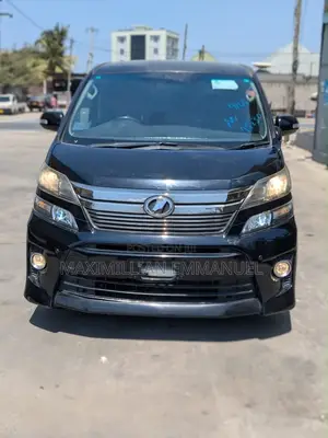 Toyota Vellfire 2013 Black