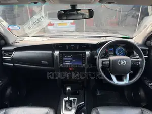 Toyota Fortuner 2024 Gray