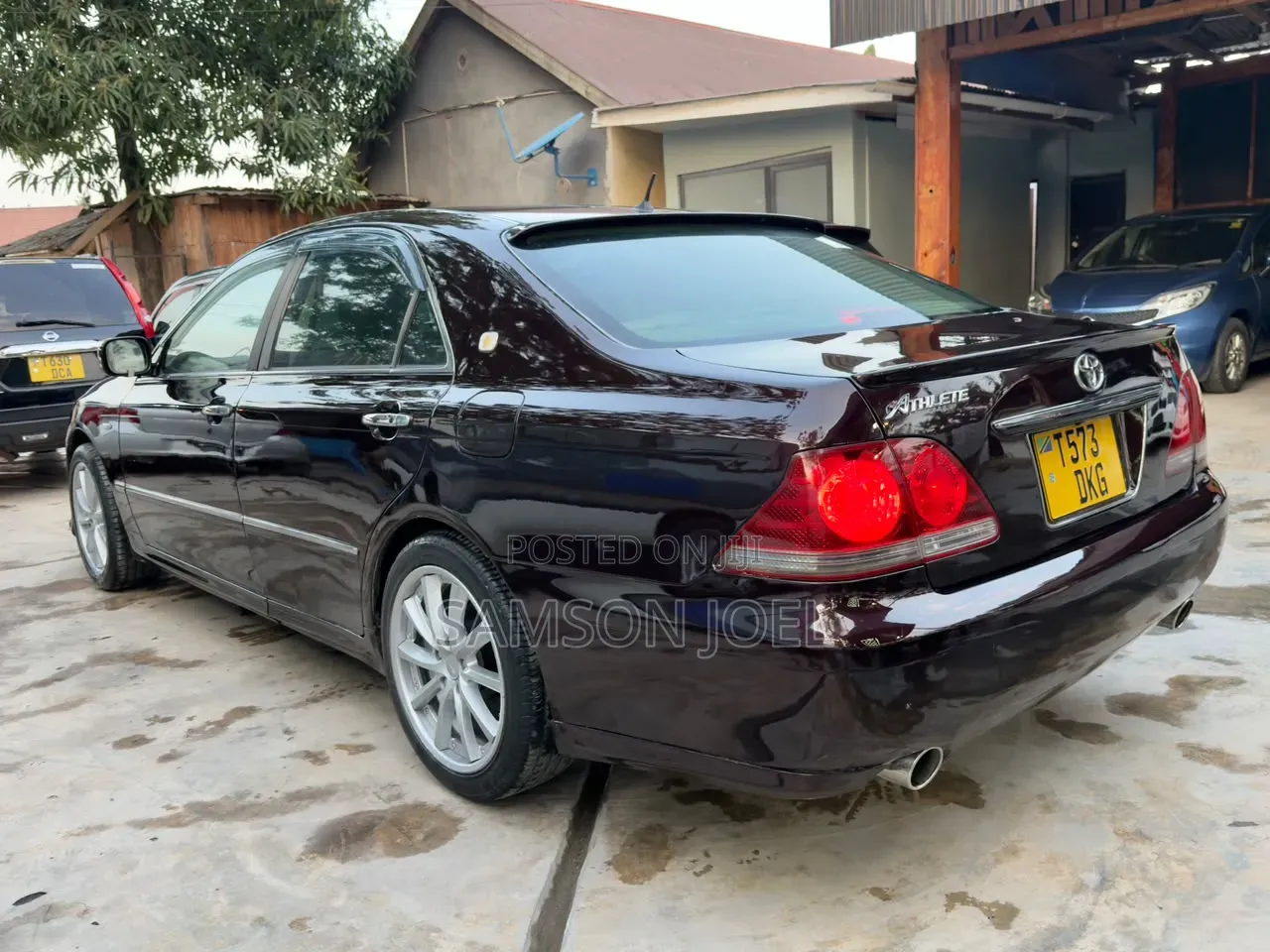 Toyota Crown Royale 2005 Purple