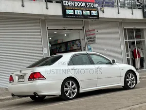 Toyota Crown Royale 2005 White