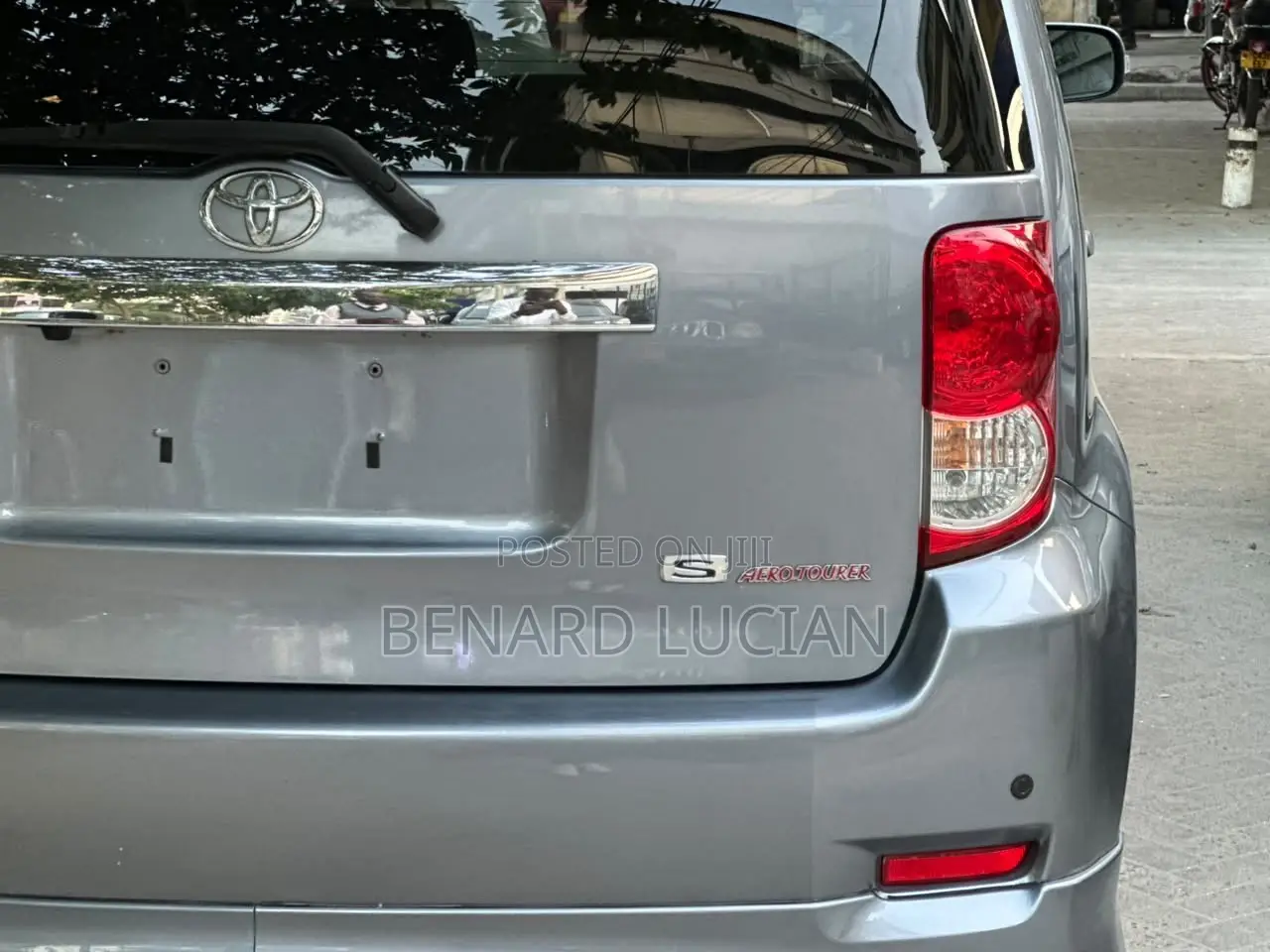 New Toyota Rumion 1.5 FWD 2023 Gray