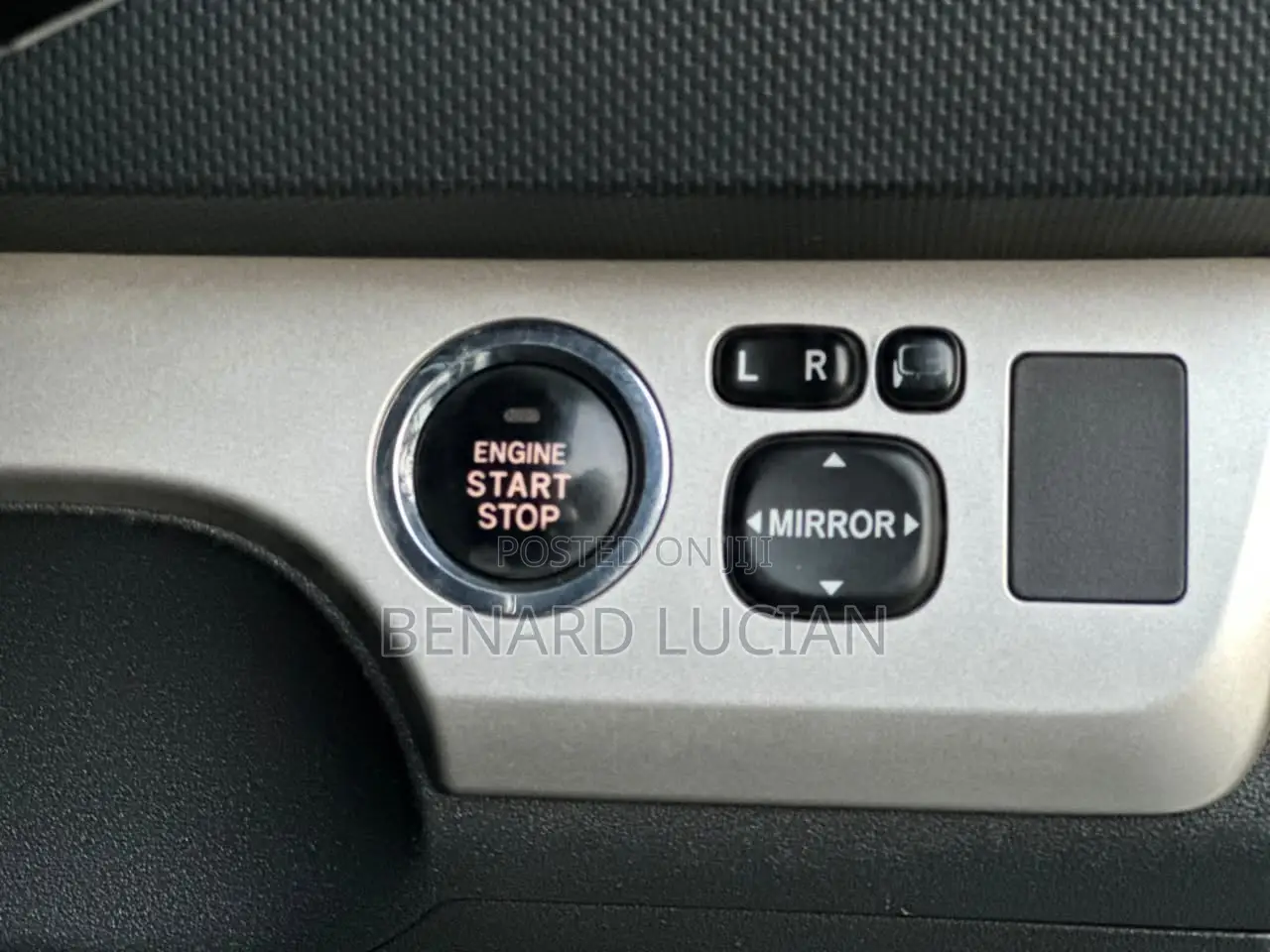 New Toyota Rumion 1.5 FWD 2023 Gray