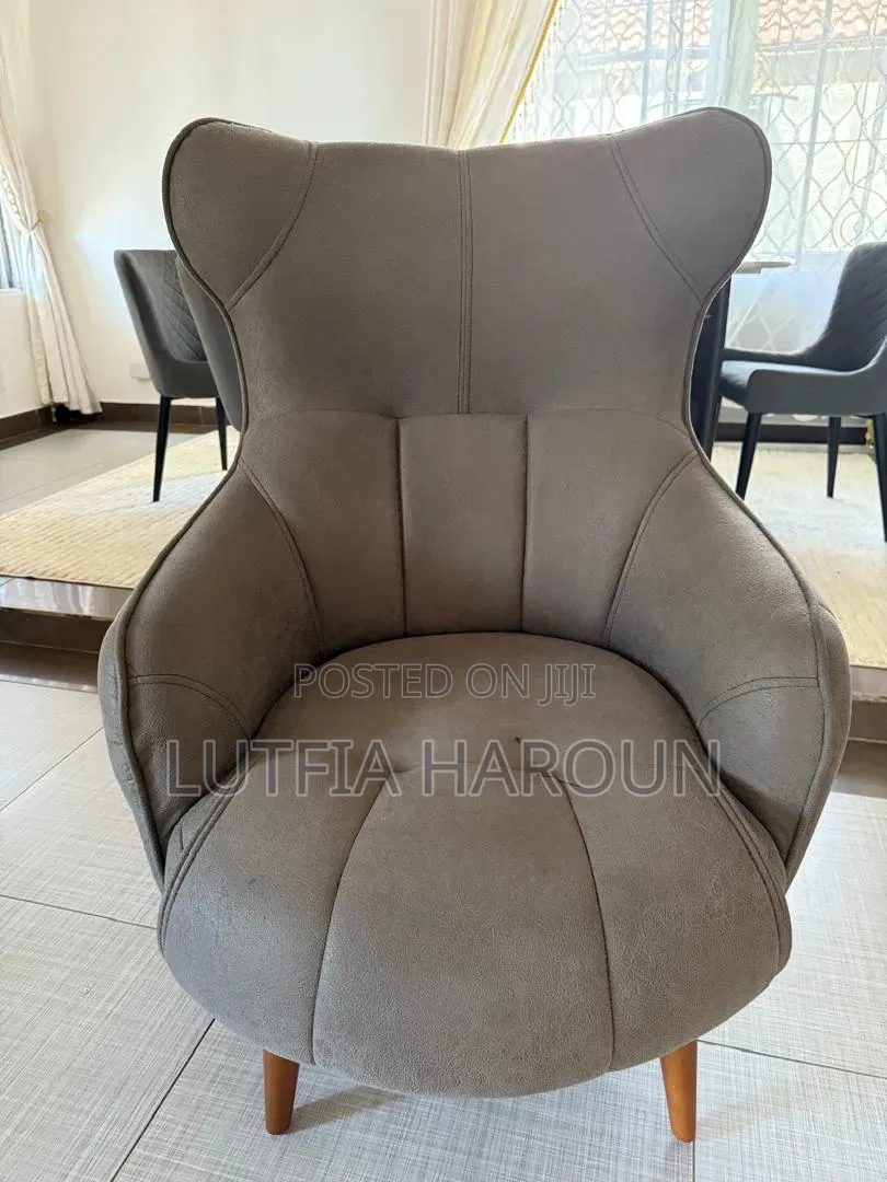 Sofa Set Mint Condition