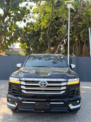 Toyota Land Cruiser 2023 Black