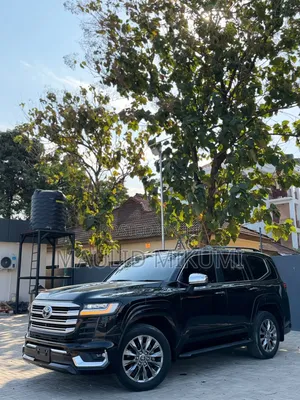 Toyota Land Cruiser 2023 Black