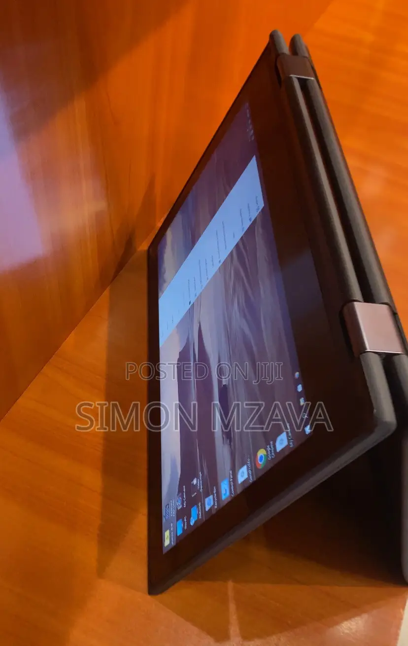 Laptop Lenovo 300e 4GB Intel Pentium SSD 128GB