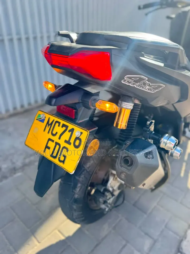 Honda Vario 2022 Black