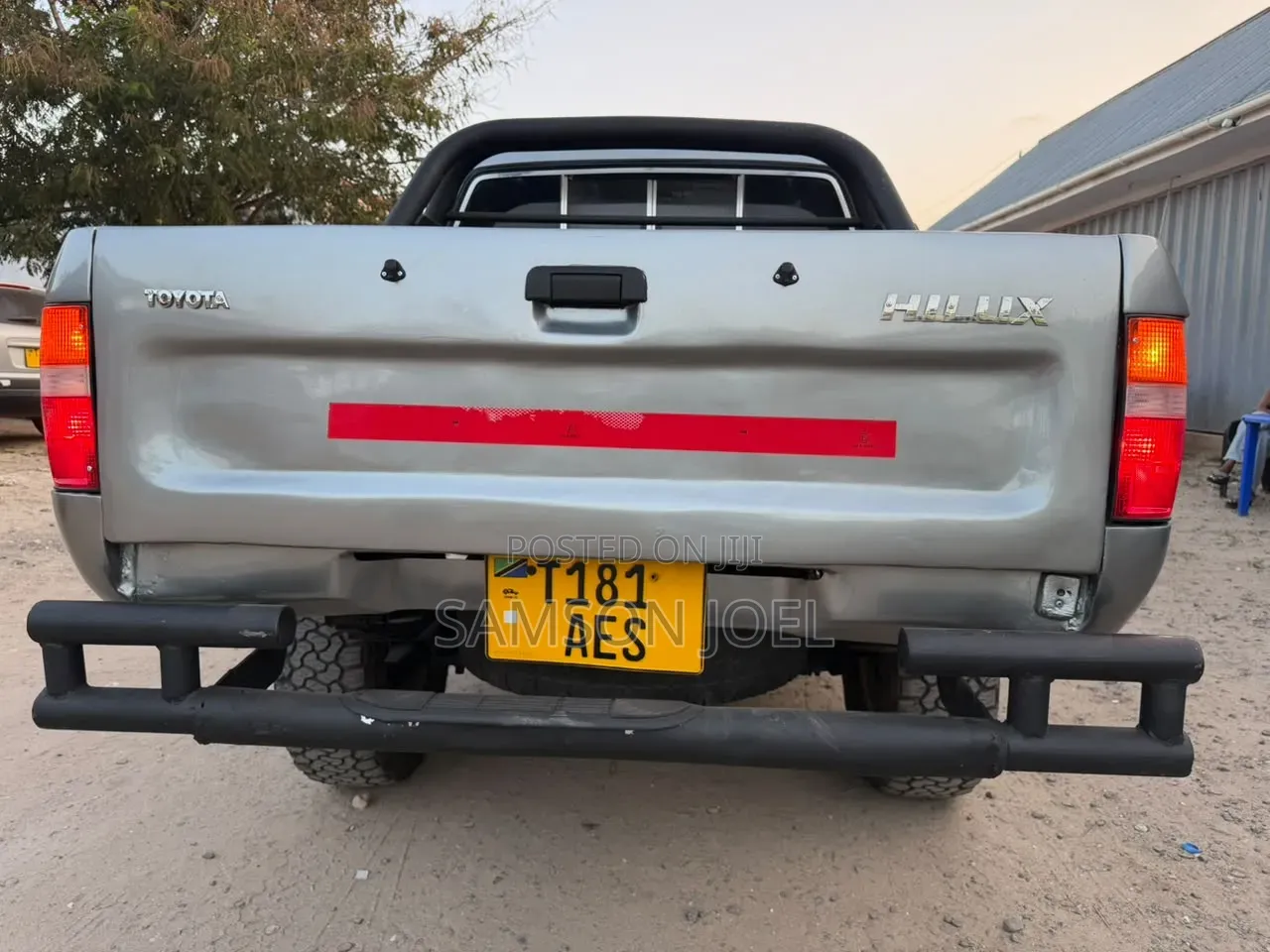 Toyota Hilux 2003 Blue