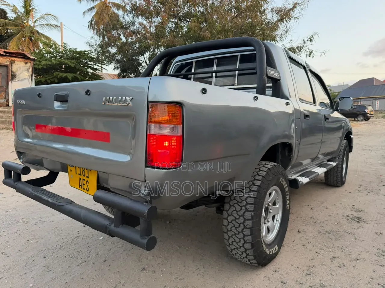 Toyota Hilux 2003 Blue