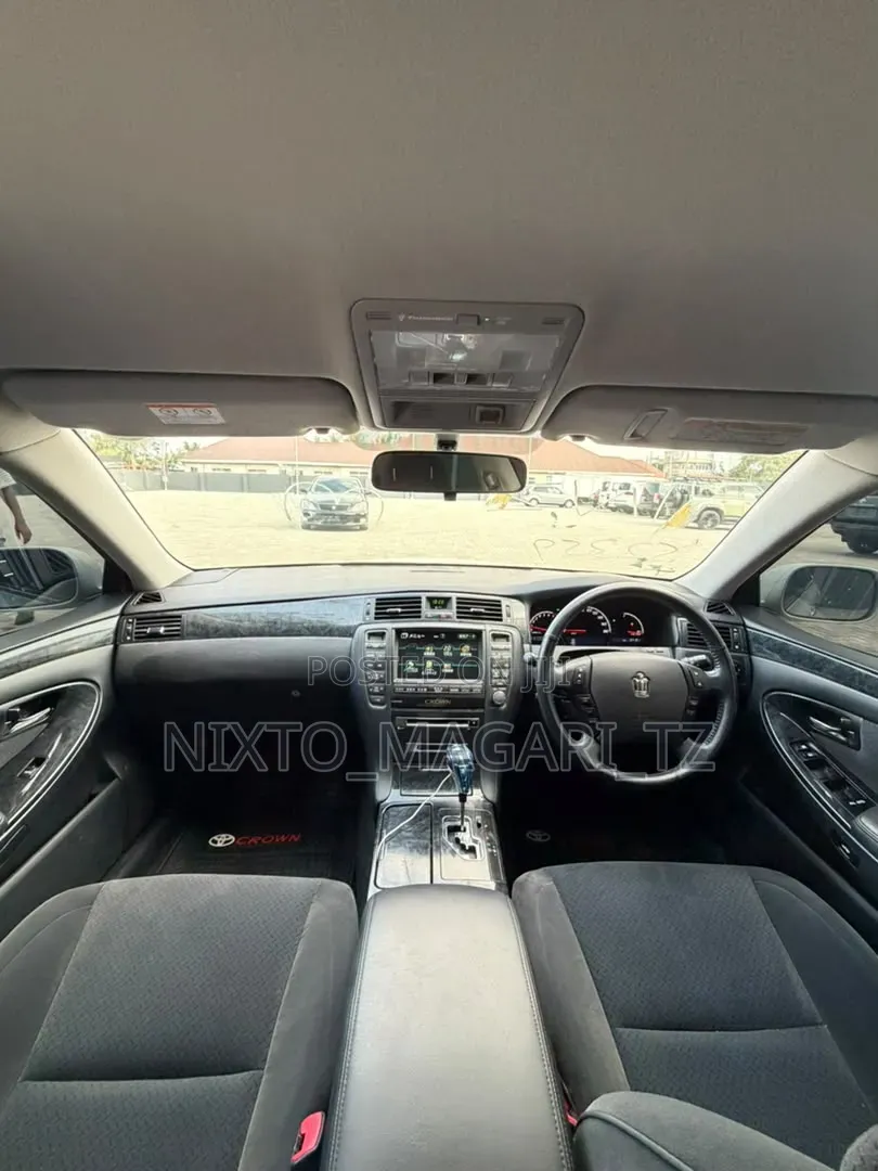 Toyota Crown 2007 Silver