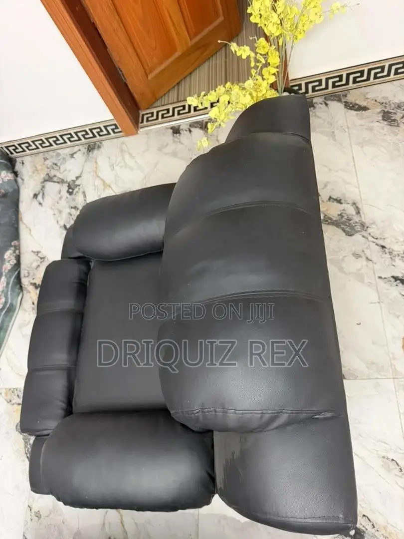 Sofa Set 1:1