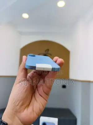 New Apple iPhone 16 128 GB Blue