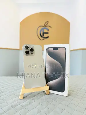 New Apple iPhone 15 Pro Max 256 GB Silver