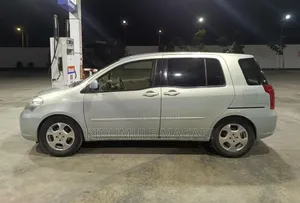 Toyota Raum 2005 Blue