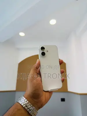 New Apple iPhone 17 256 GB White