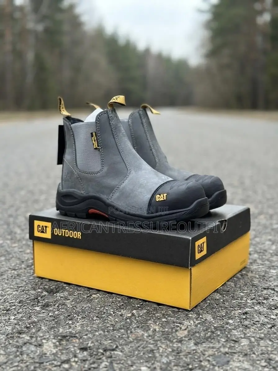 Cat Steel Toe Leather Slip-on Safety Boots Available