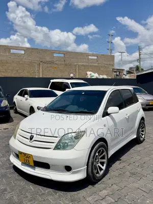 Toyota IST 2005 White